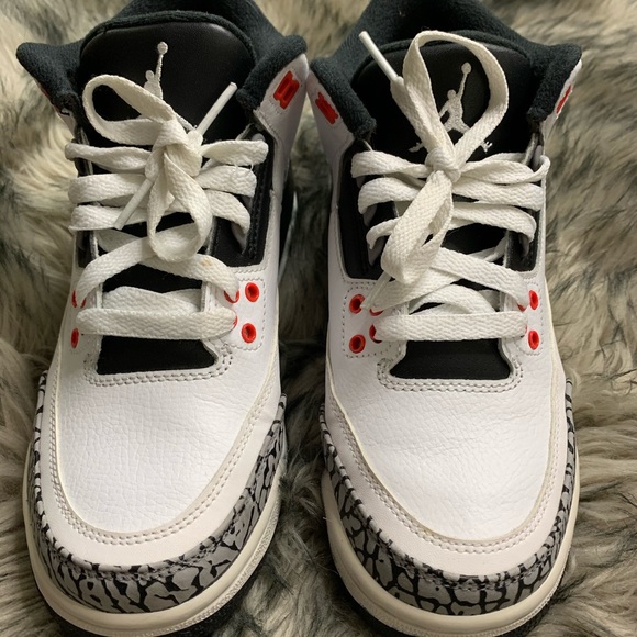 Shoes - Picture 3 of 3